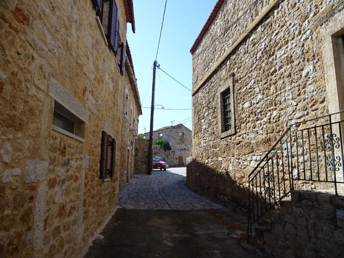 Aspasia House Oitylo Exterior foto