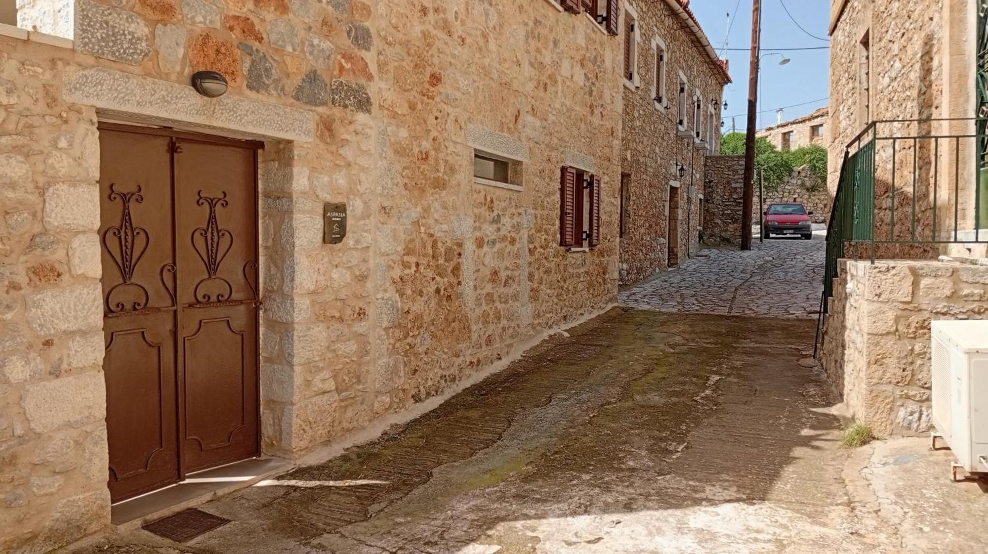Aspasia House Oitylo Exterior foto